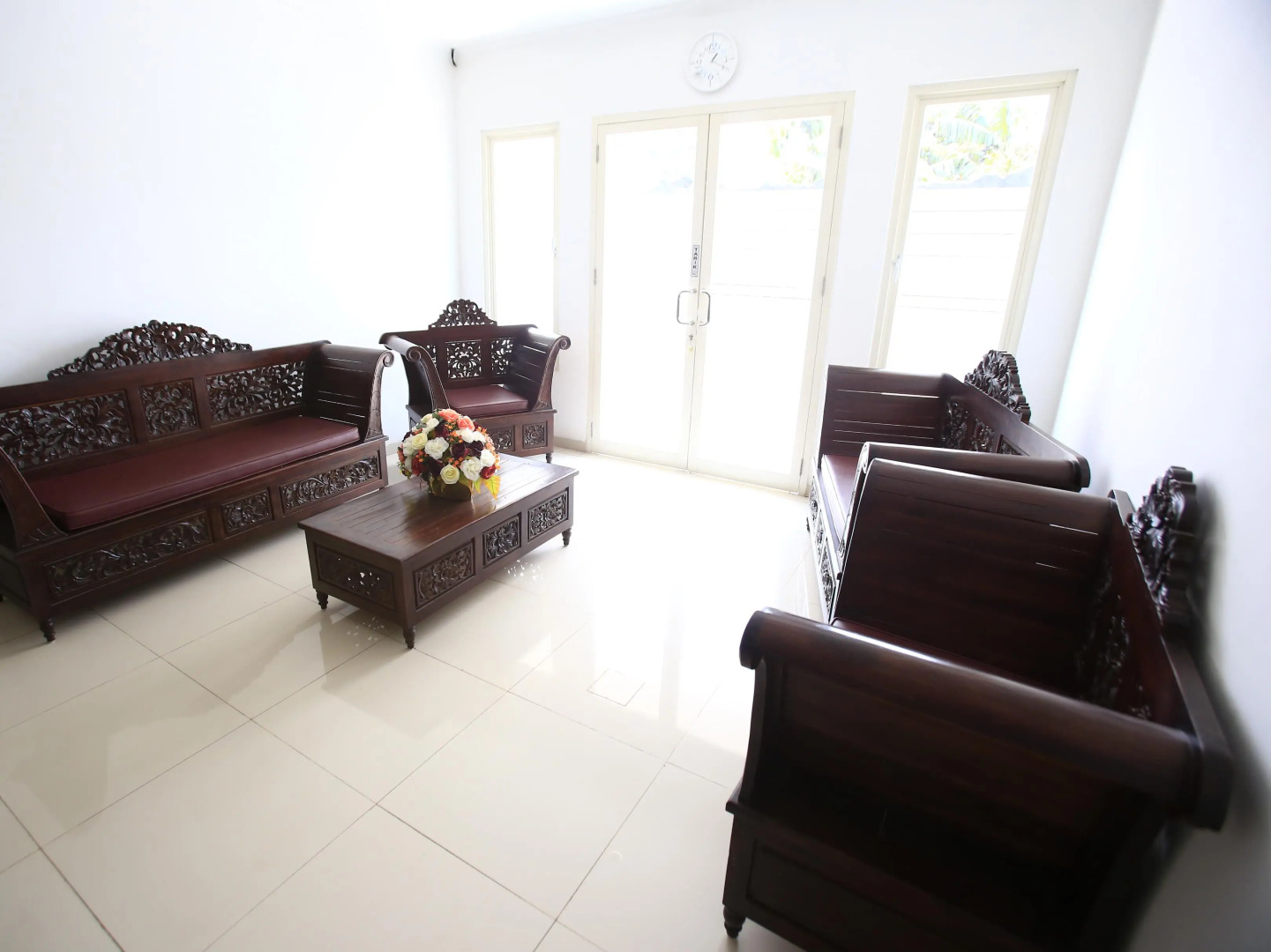 RedDoorz @ Jatiwaringin