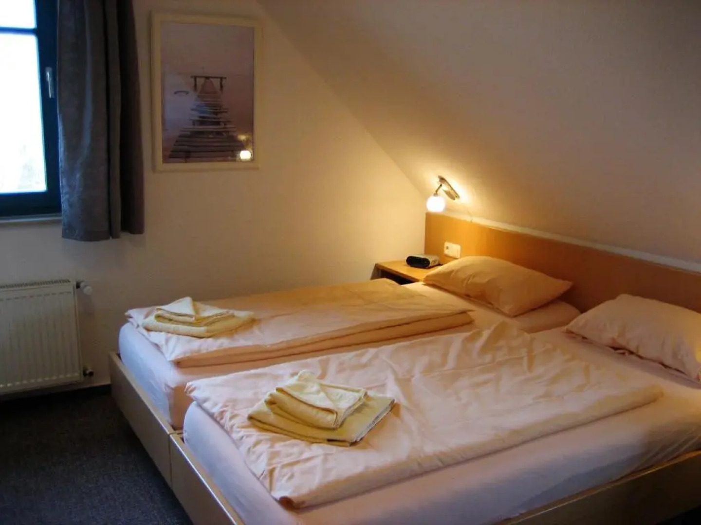 Komfortables Reetdachferienhaus Hasel 1