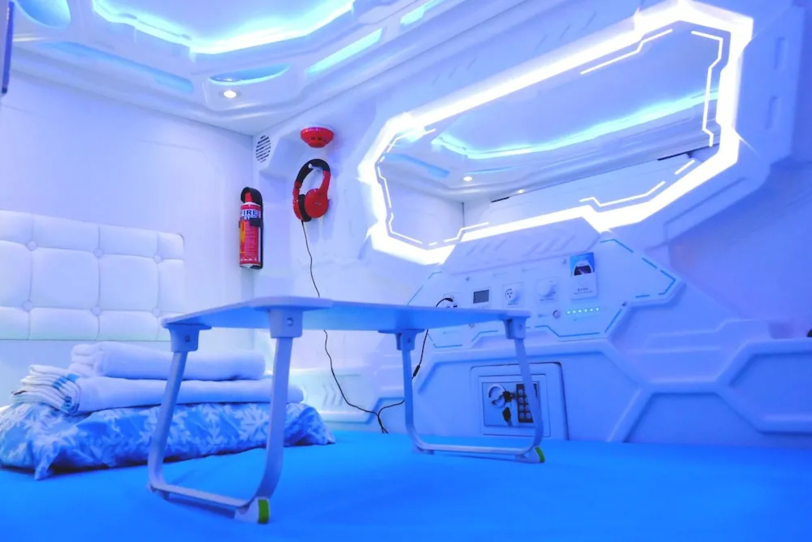 RedDoorz Hostel @ Capsule Inn Medan