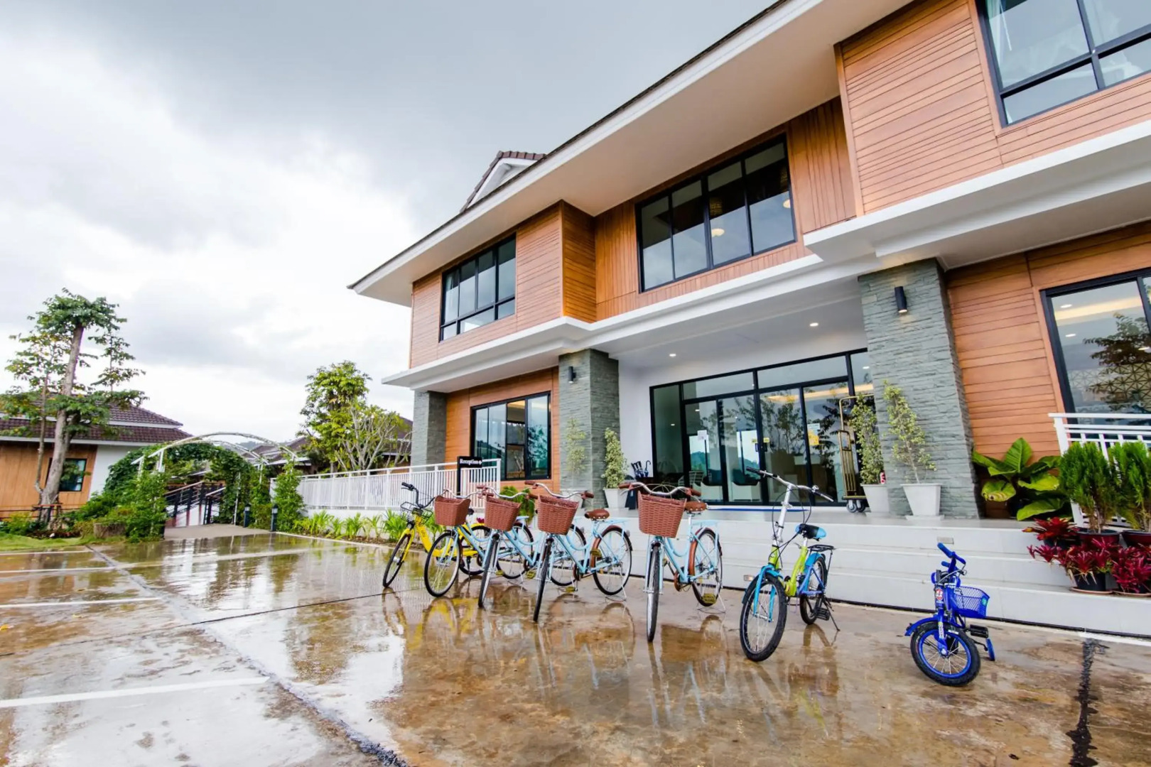 Phuruakeeree Resort (SHA Extra Plus)