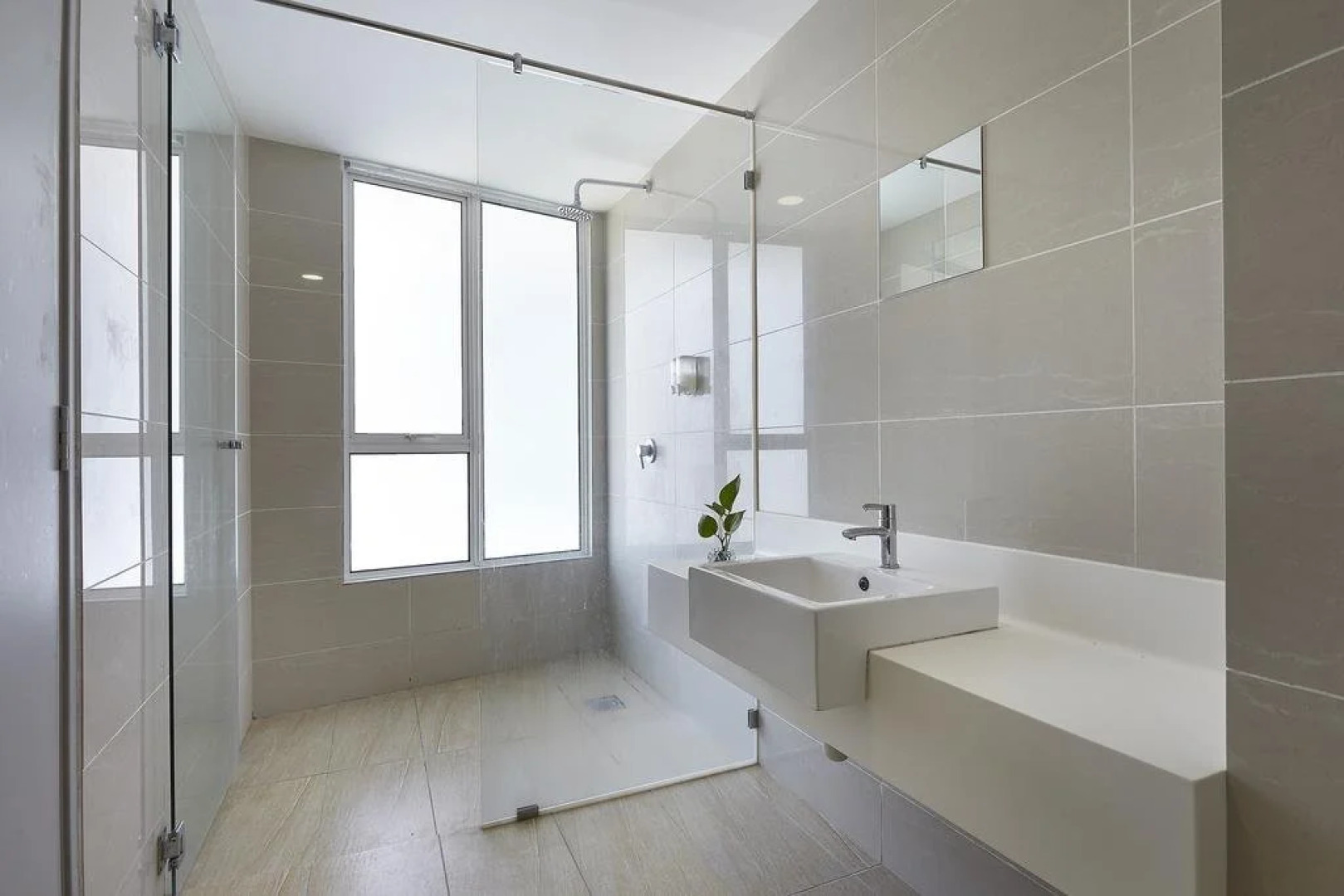 Sri Beverly Hills Near KLIA & KLIA2 & F1