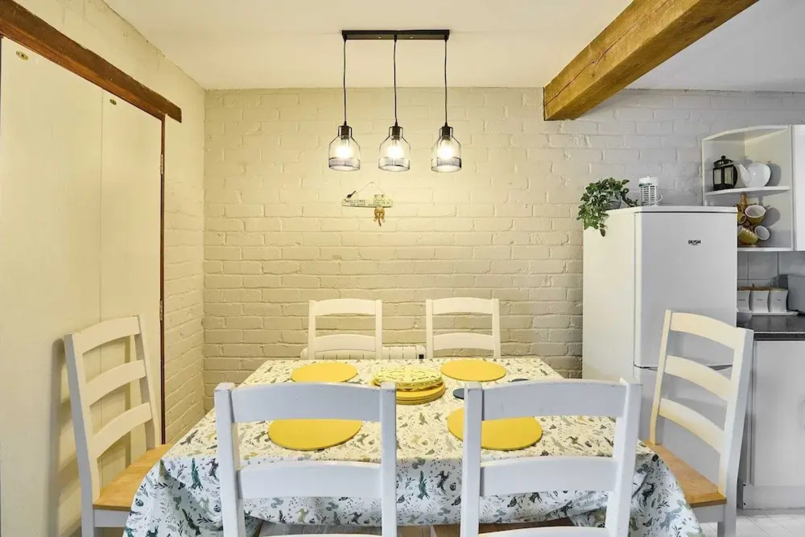 Host Stay West Barn