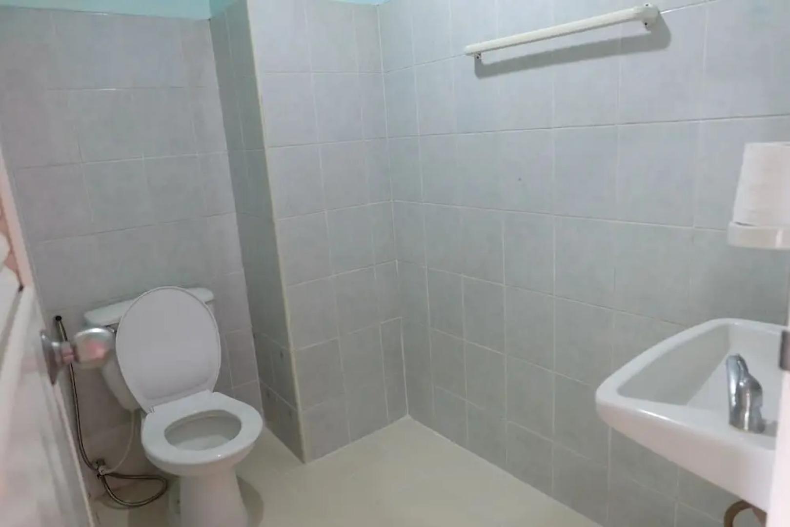 POP 75429 101 Place Navanakorn