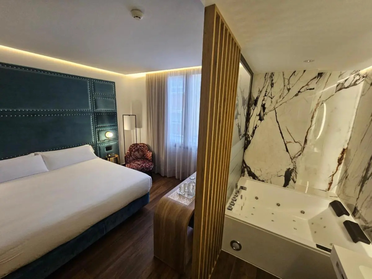 Hotel Las Tres Campanas