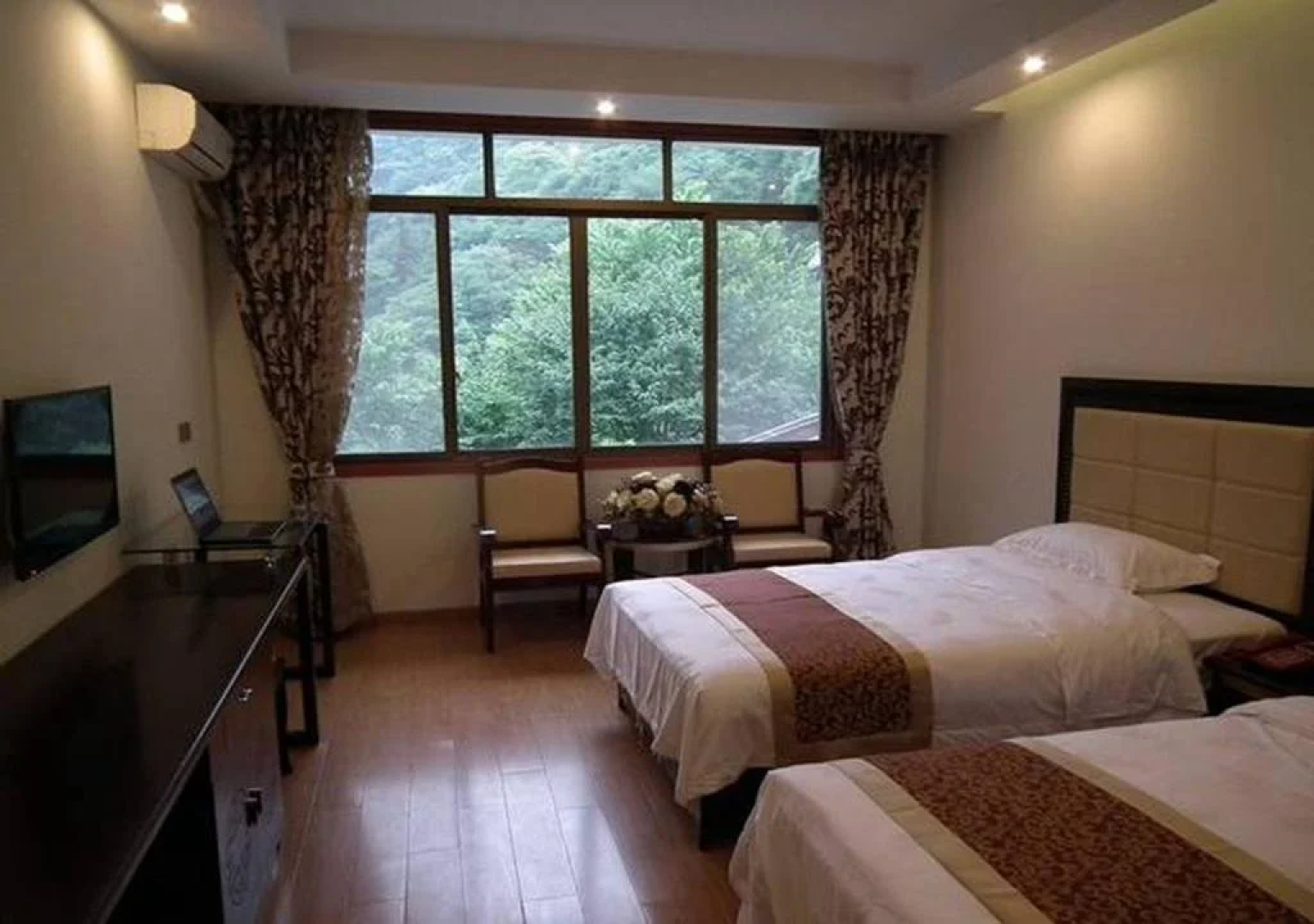 Emei Mountain Fuhu Resort