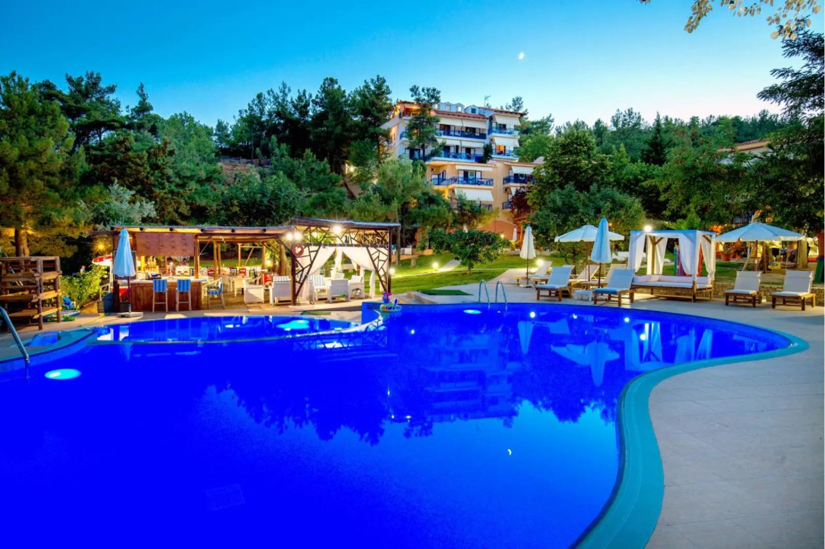 Rodon House Aparthotel