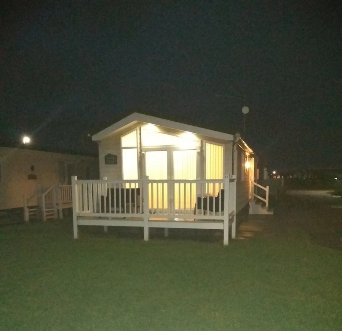 Lovely 3-bed Lodge in Towyn Near Rhyl