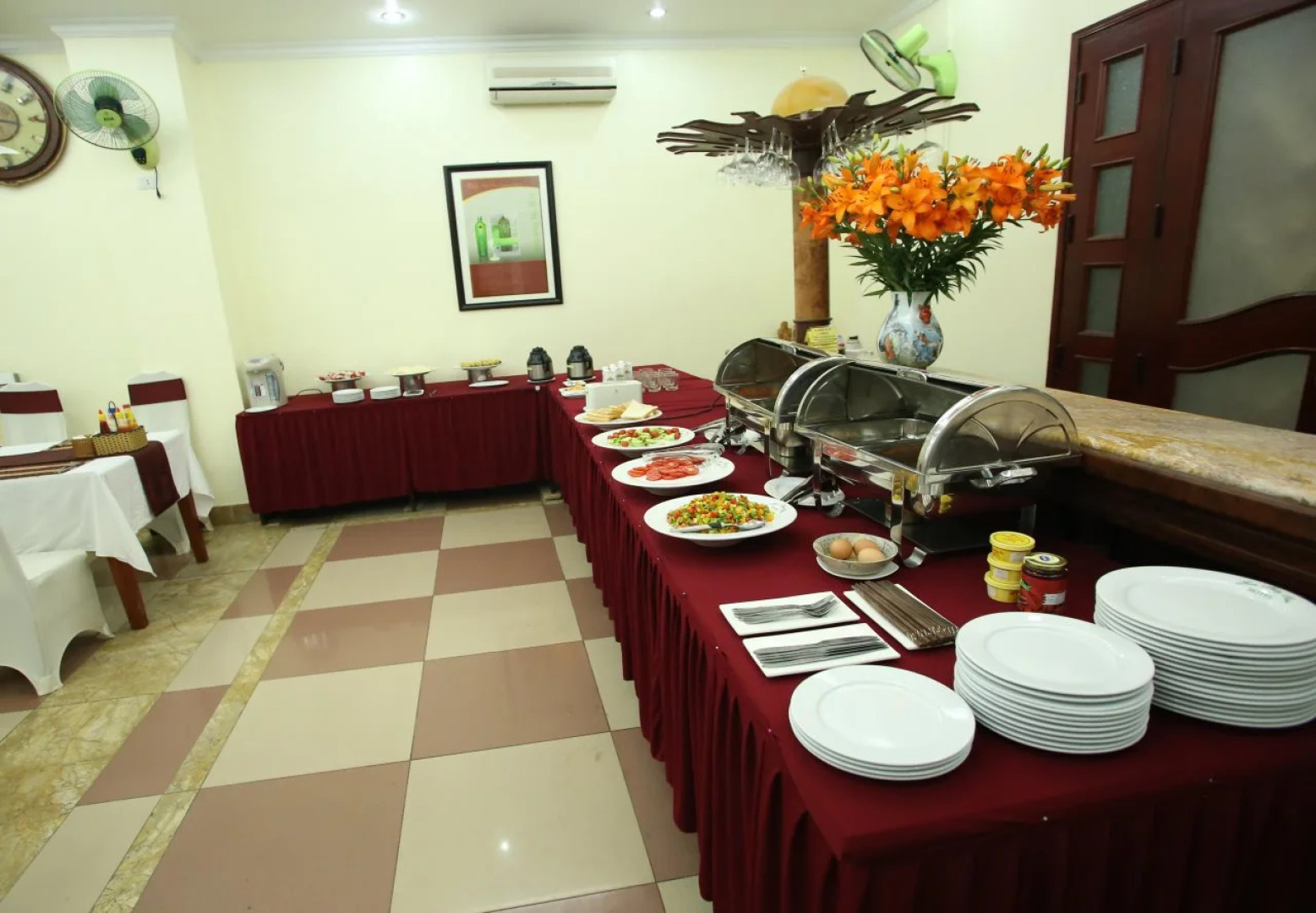 Hoa Thuy Tien Hotel