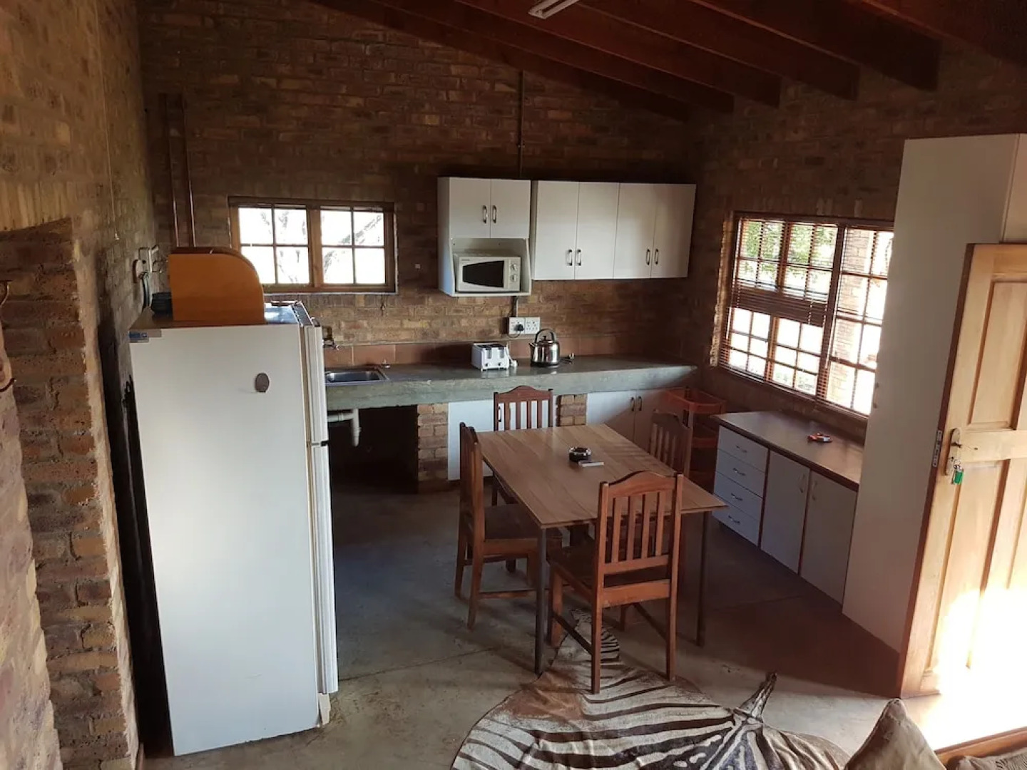 Buffalo Hill Safari Lodge