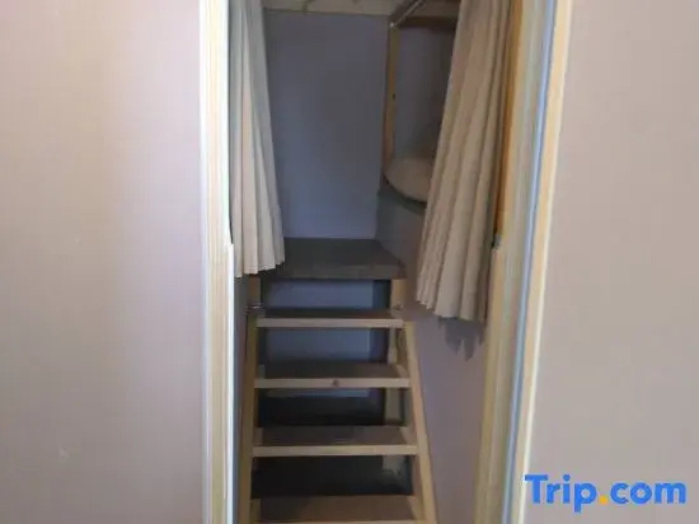 World inn Muroran nakama no ie