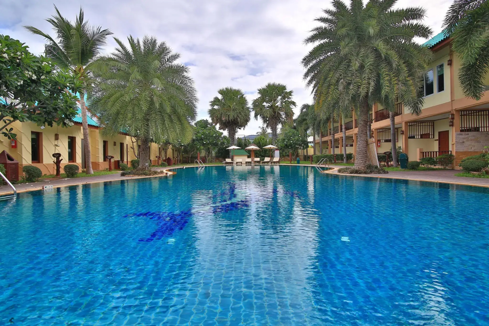 The Green Beach Resort