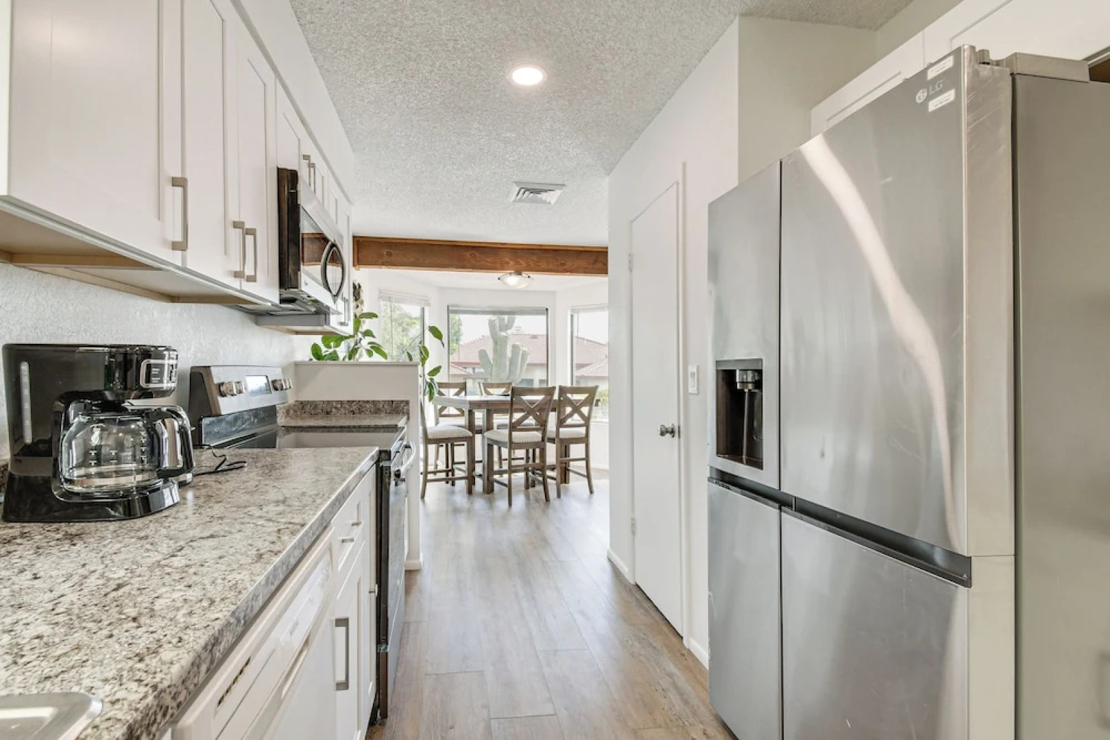 Fountain Hills Home w/ 2 Decks & Mountain Views!