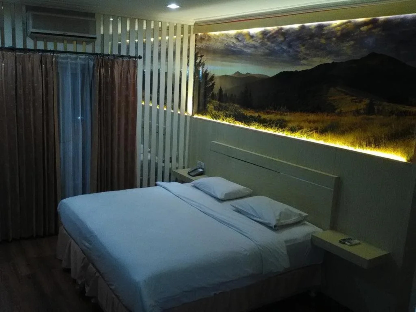 Hotel Victoria River View