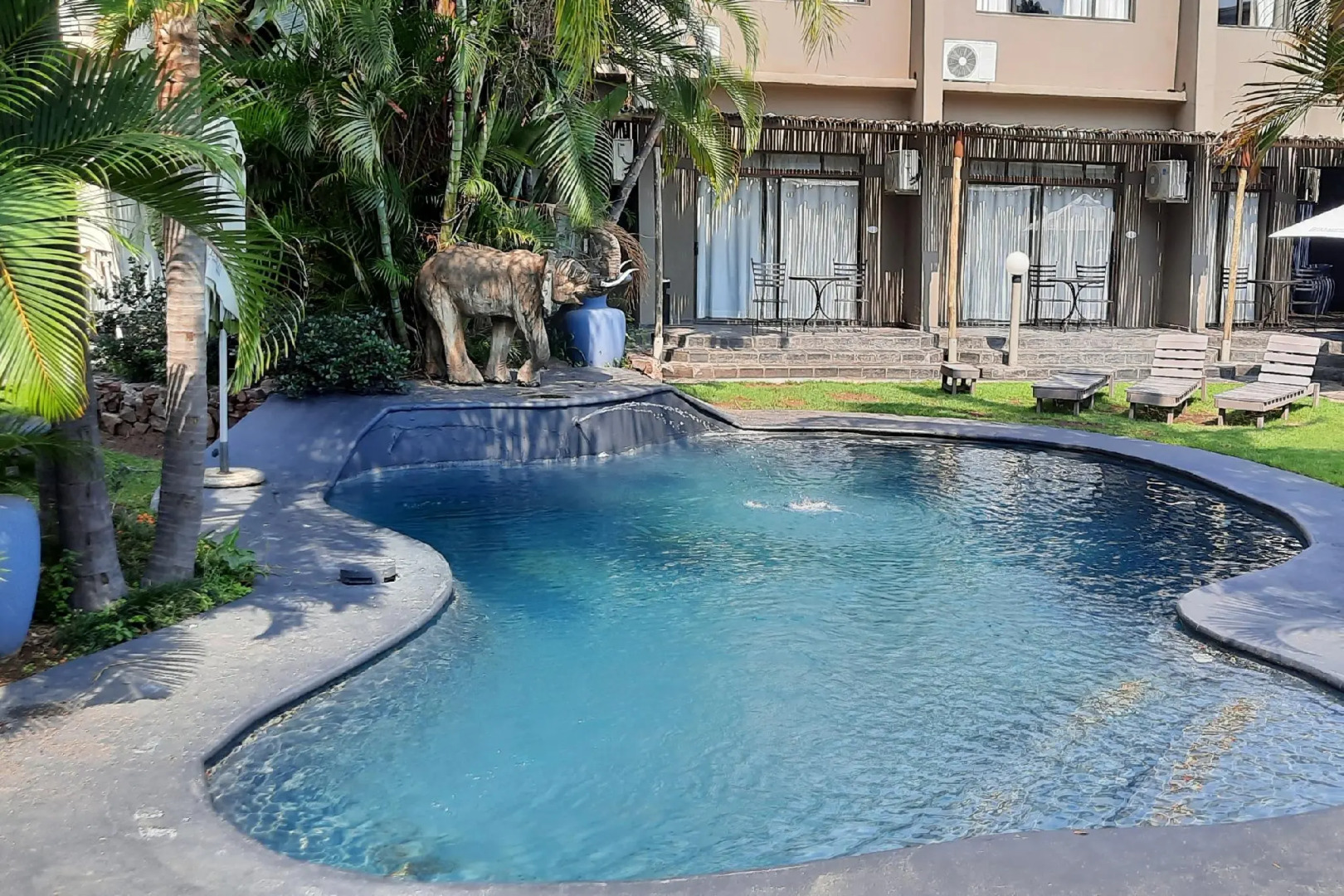 Elephant Springs Hotel