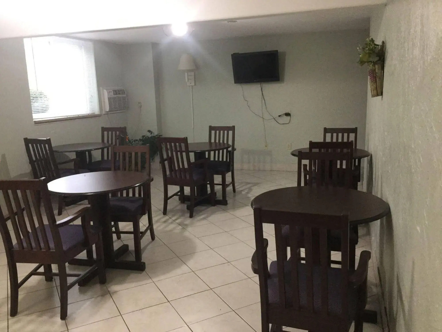 Americas Best Value Inn Jefferson City