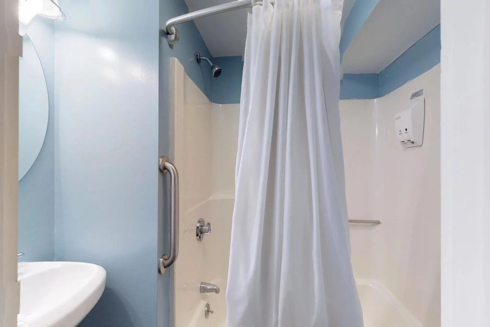 Island Inn on Martha's Vineyard