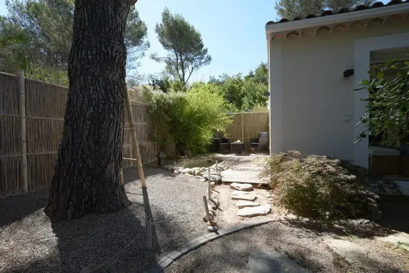 Villa Les Bains Du Soleil Levant