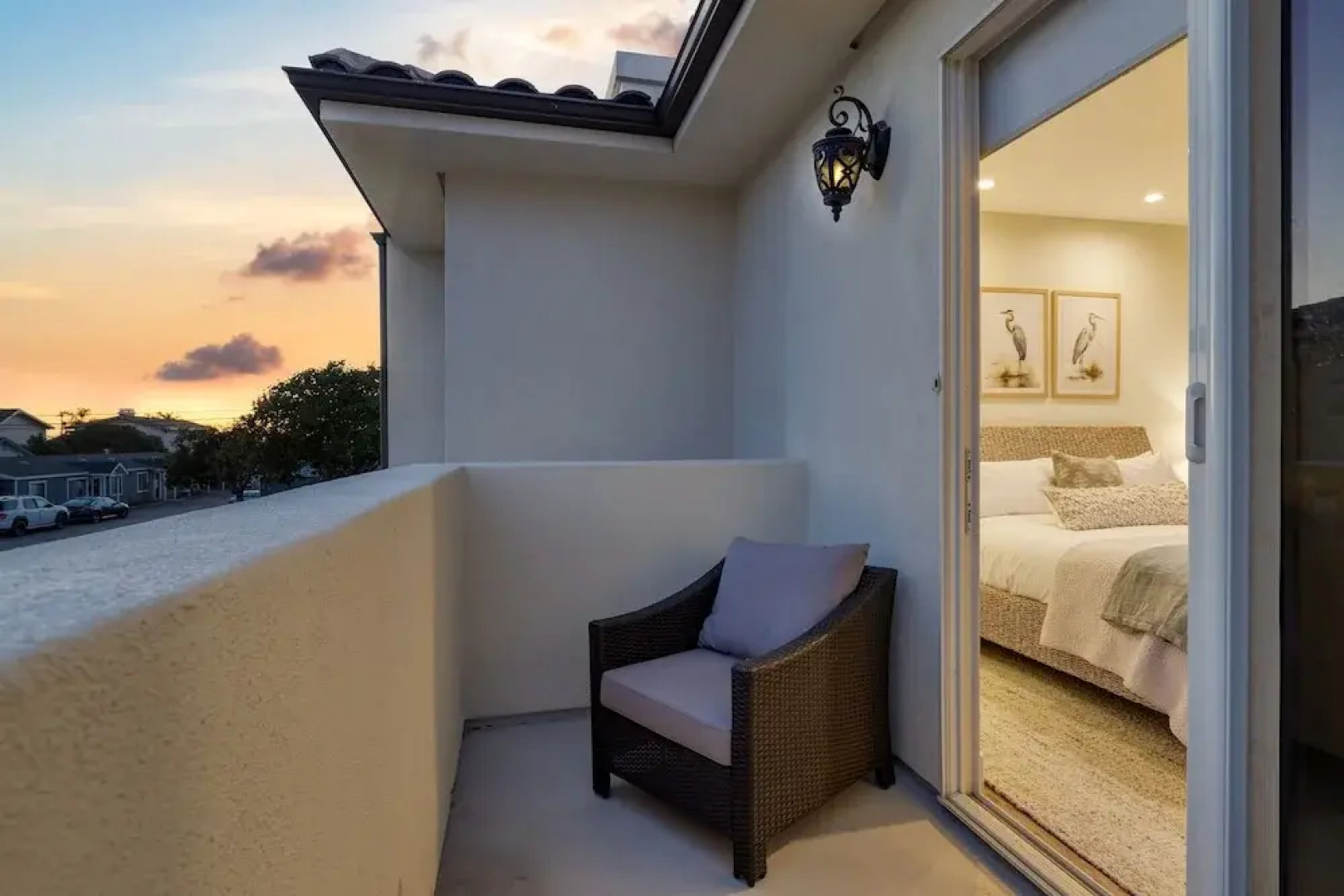 Sunset Serenity by Avantstay Rooftop w Hot Tub Fire Pit 3 Blocks to Beach