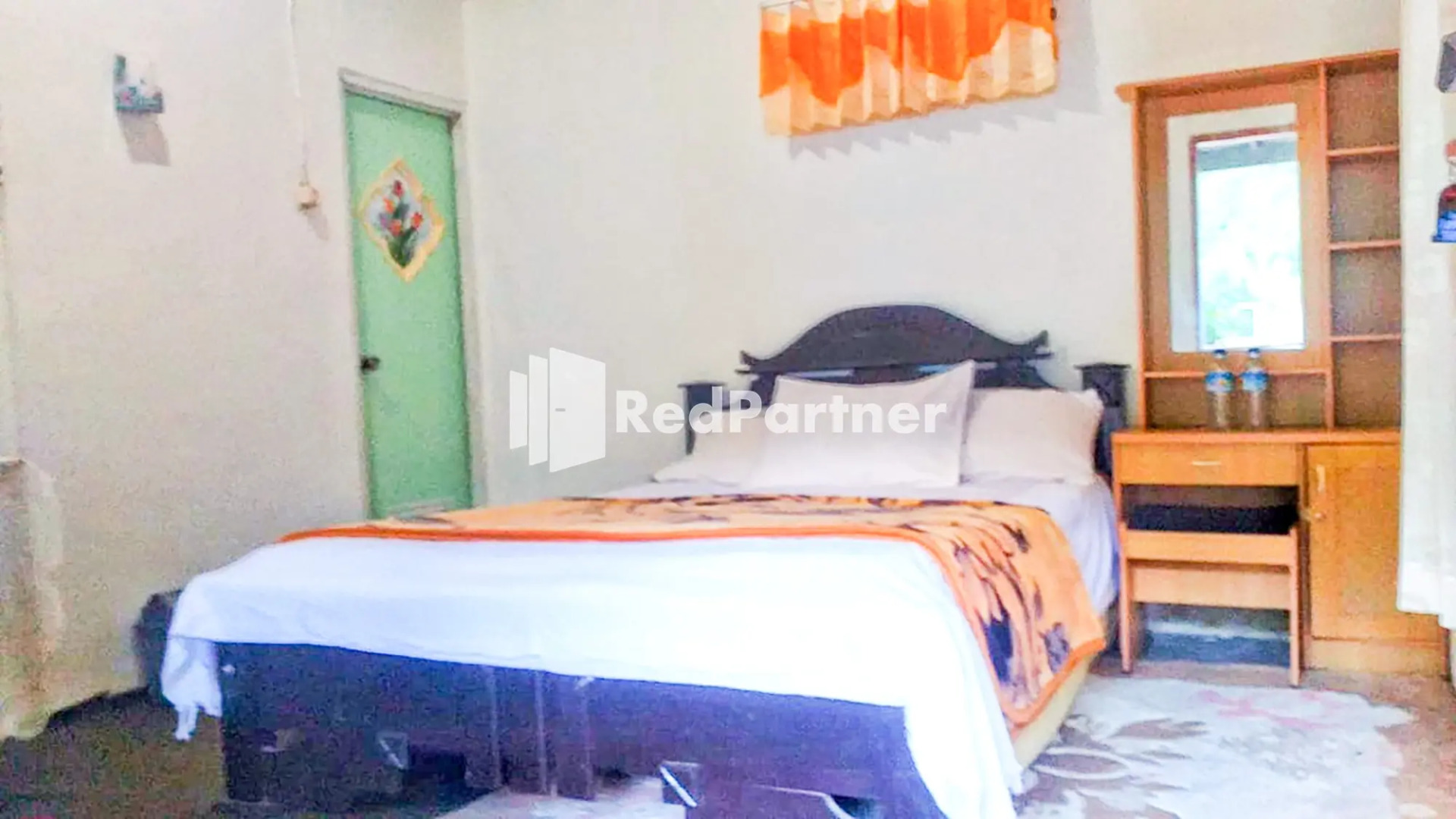 Paer Doe Bungalow RedPartner