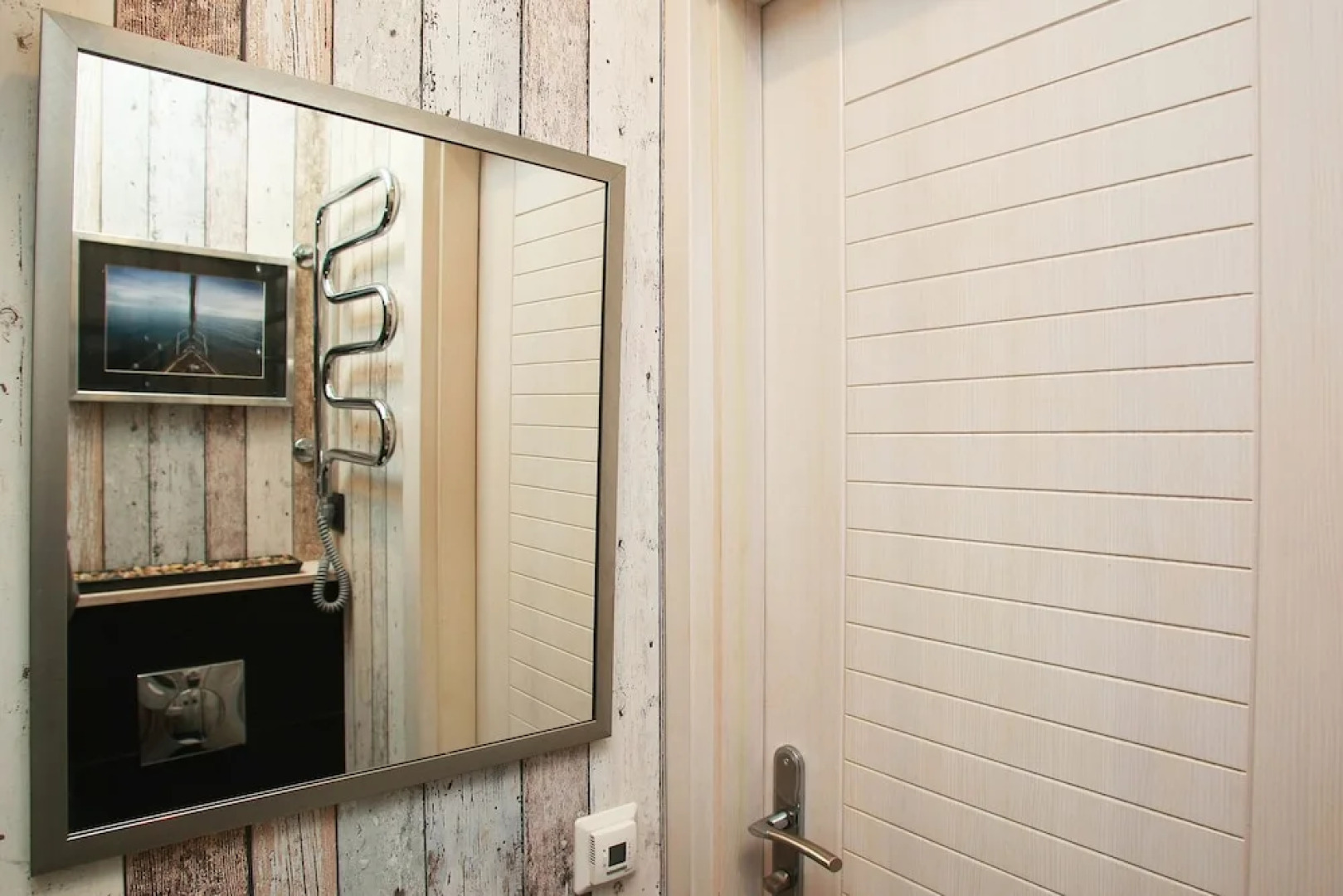 Sisters Lodge Hostel