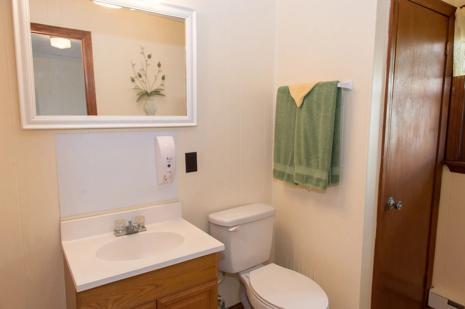 Oceanside Court by Kees Vacations