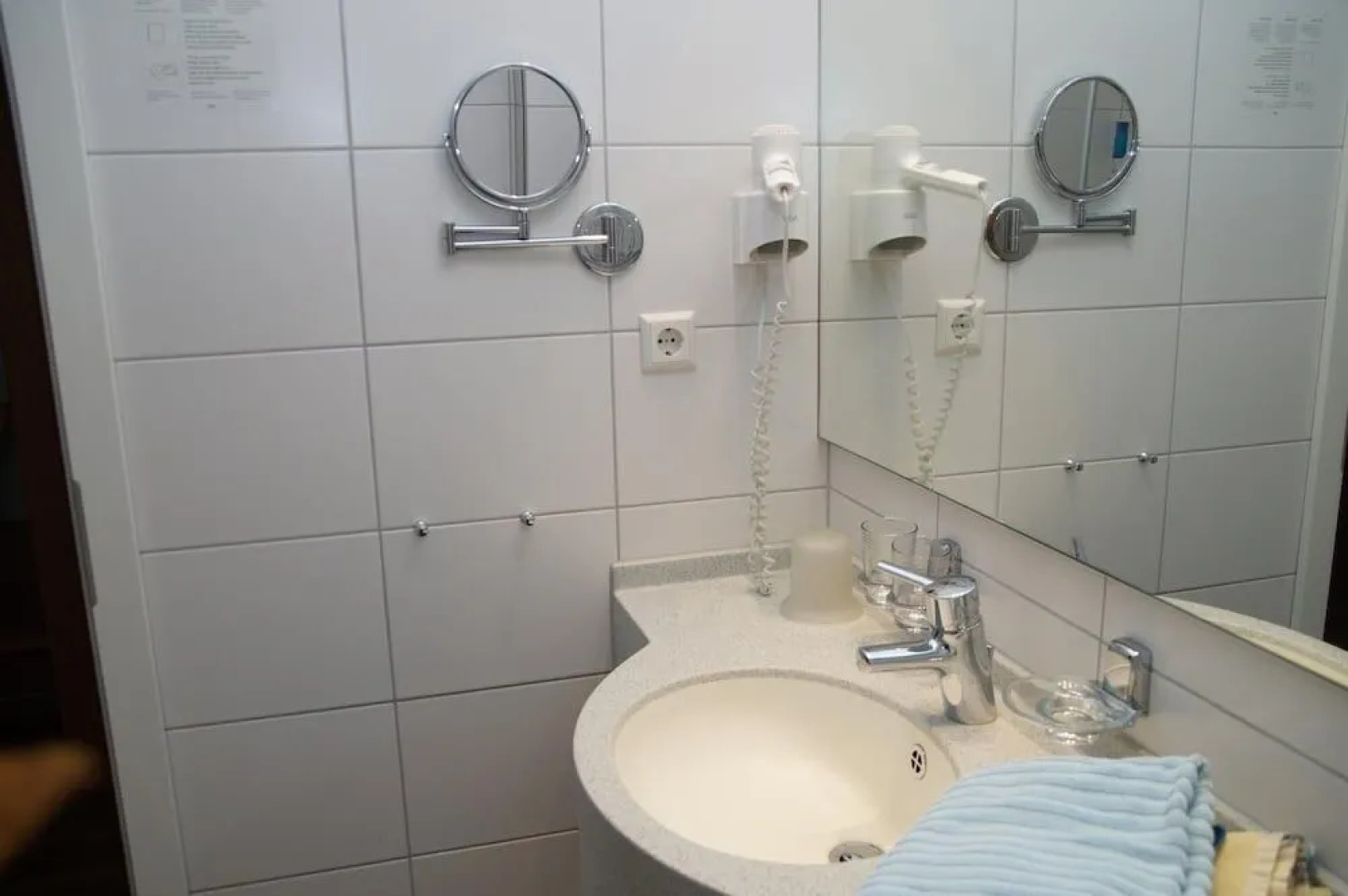 Winzerhotel - Restaurant zum Moselstrand