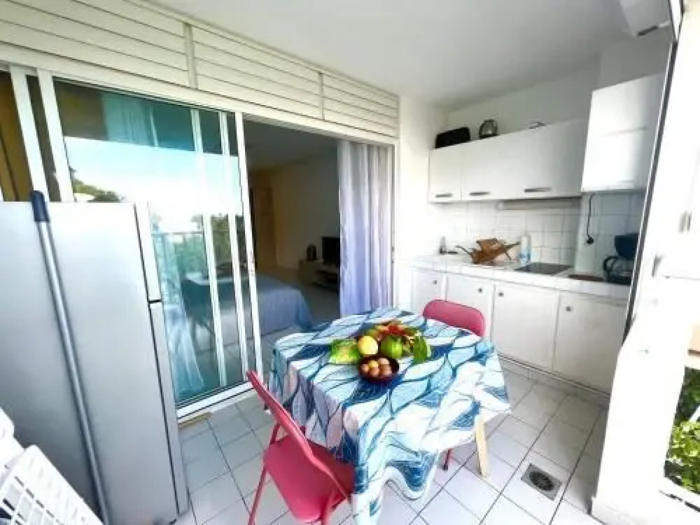 Le Studio 67 vue mer, accès à la plage des Alizés