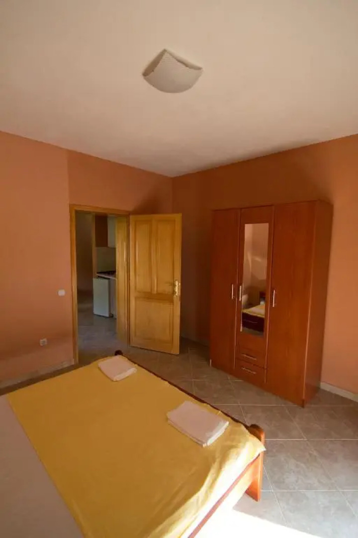 Sunrise house apartments