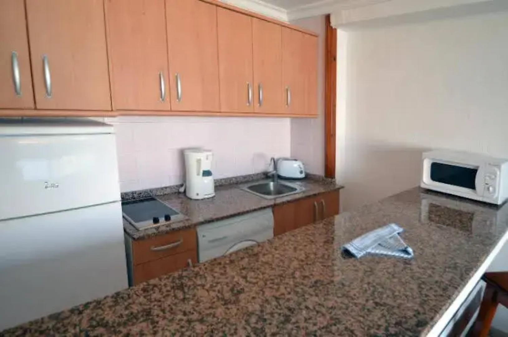 Apartamentos Los Juncos II