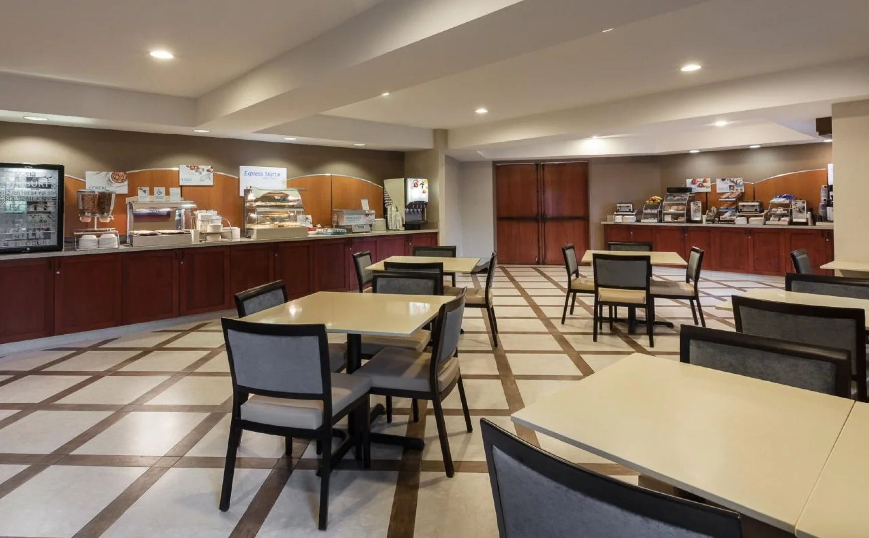 Holiday Inn Express & Suites Carpinteria by IHG