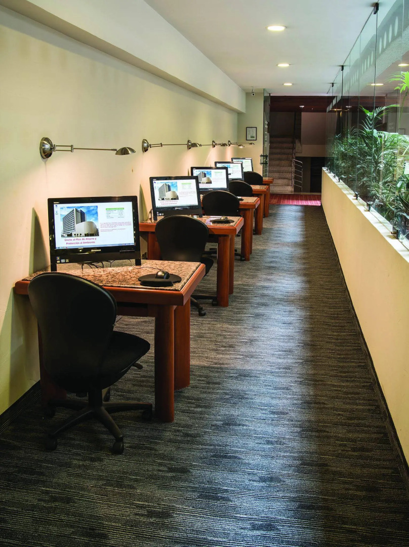 Courtyard by Marriott Mexico City Revolucion