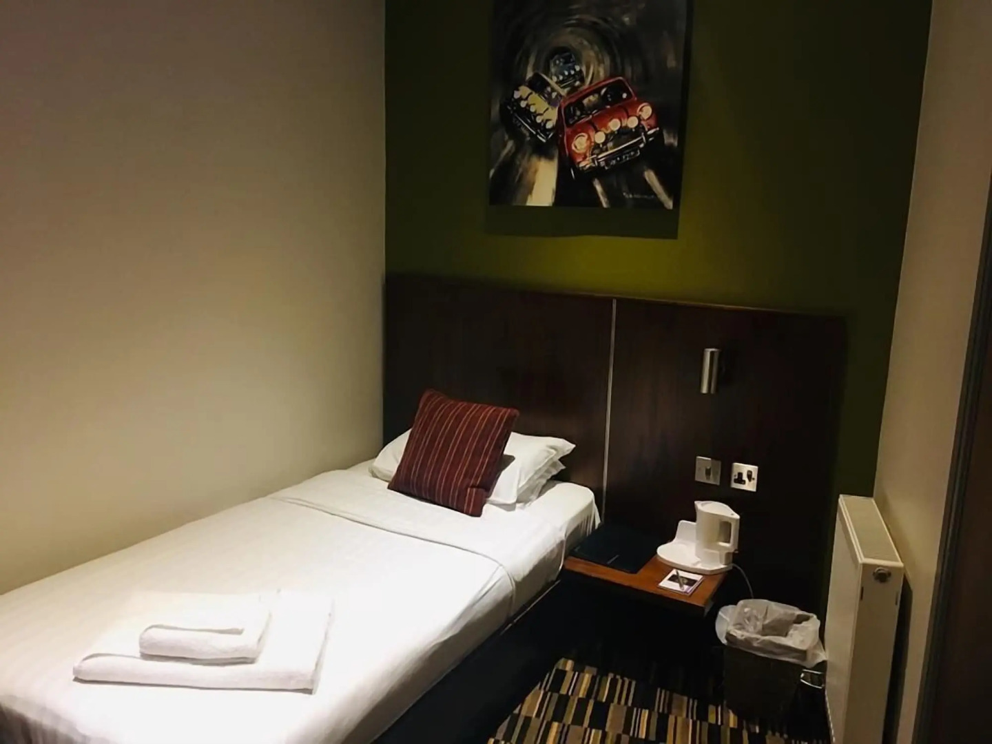 The Commercial Hotel