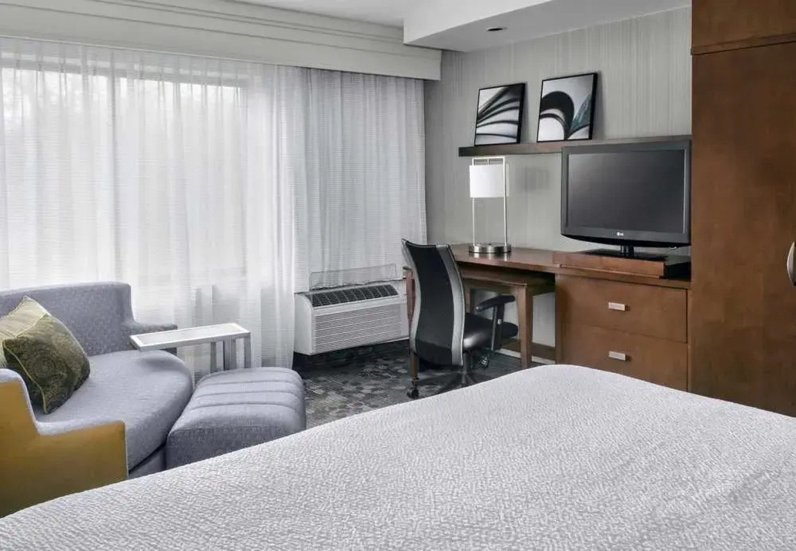 Courtyard Paramus