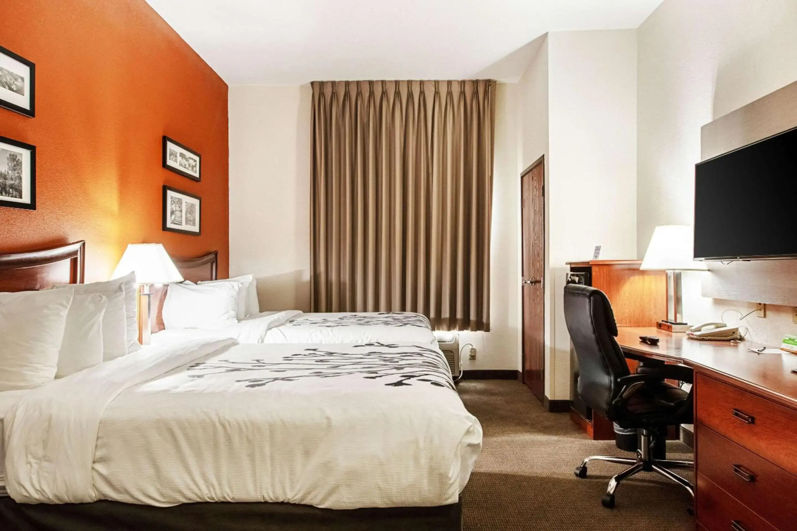 Sleep Inn & Suites