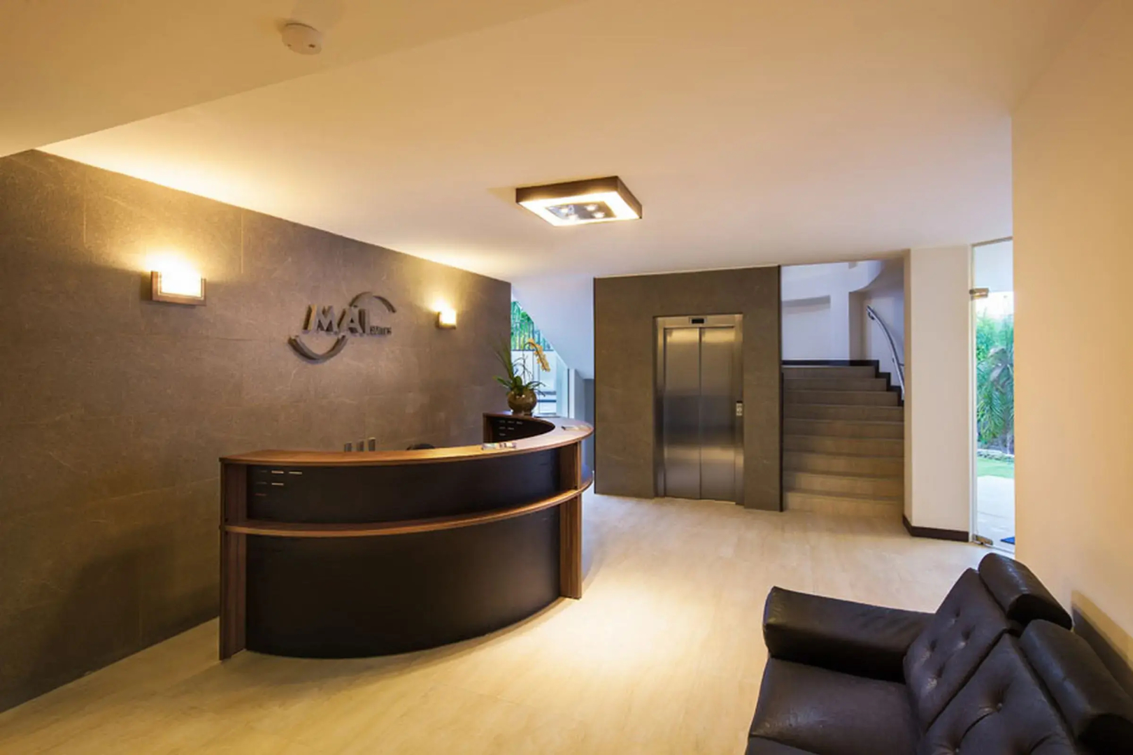 MAI Suites