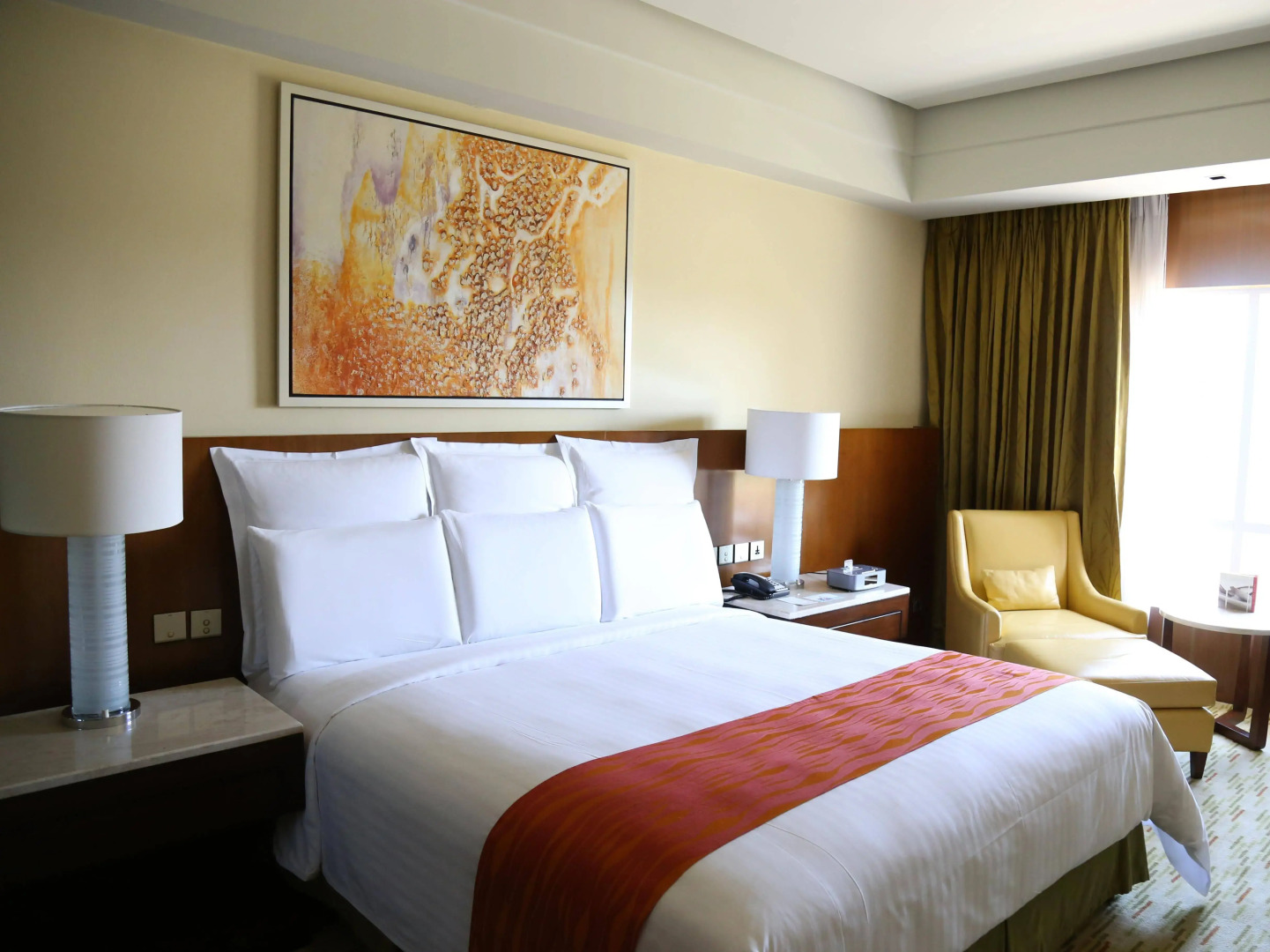 Manila Marriott Hotel at Newport World Resorts