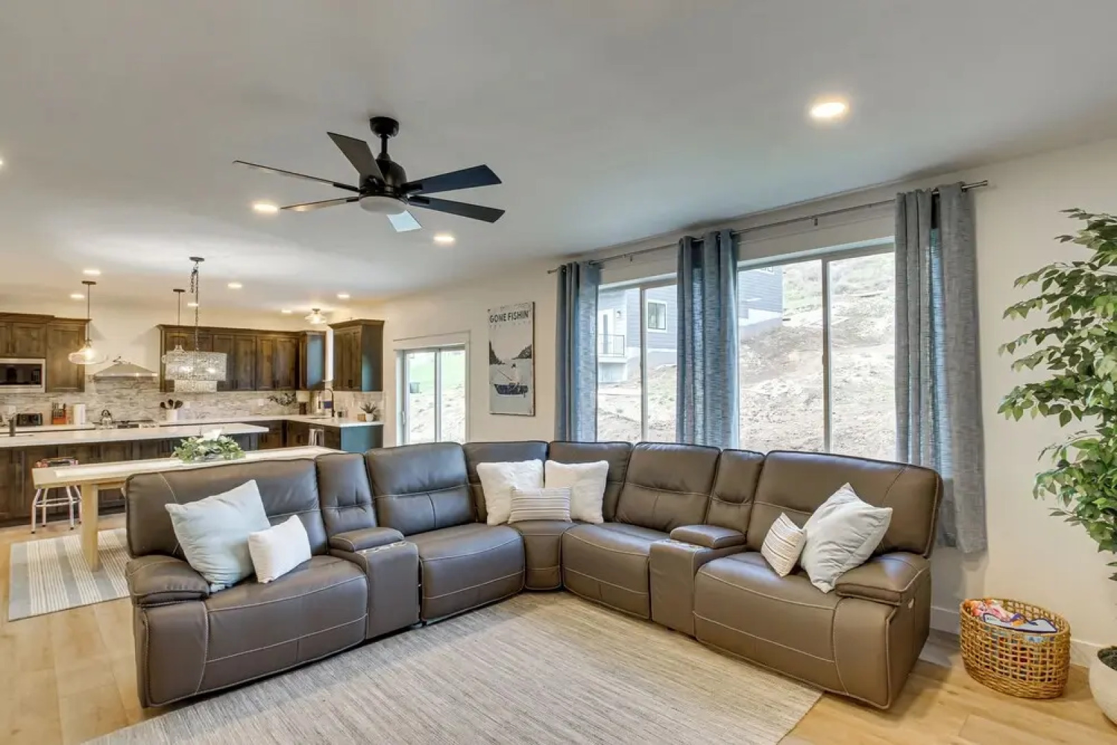 Garden City Vacation Rental: Walk to Bear Lake