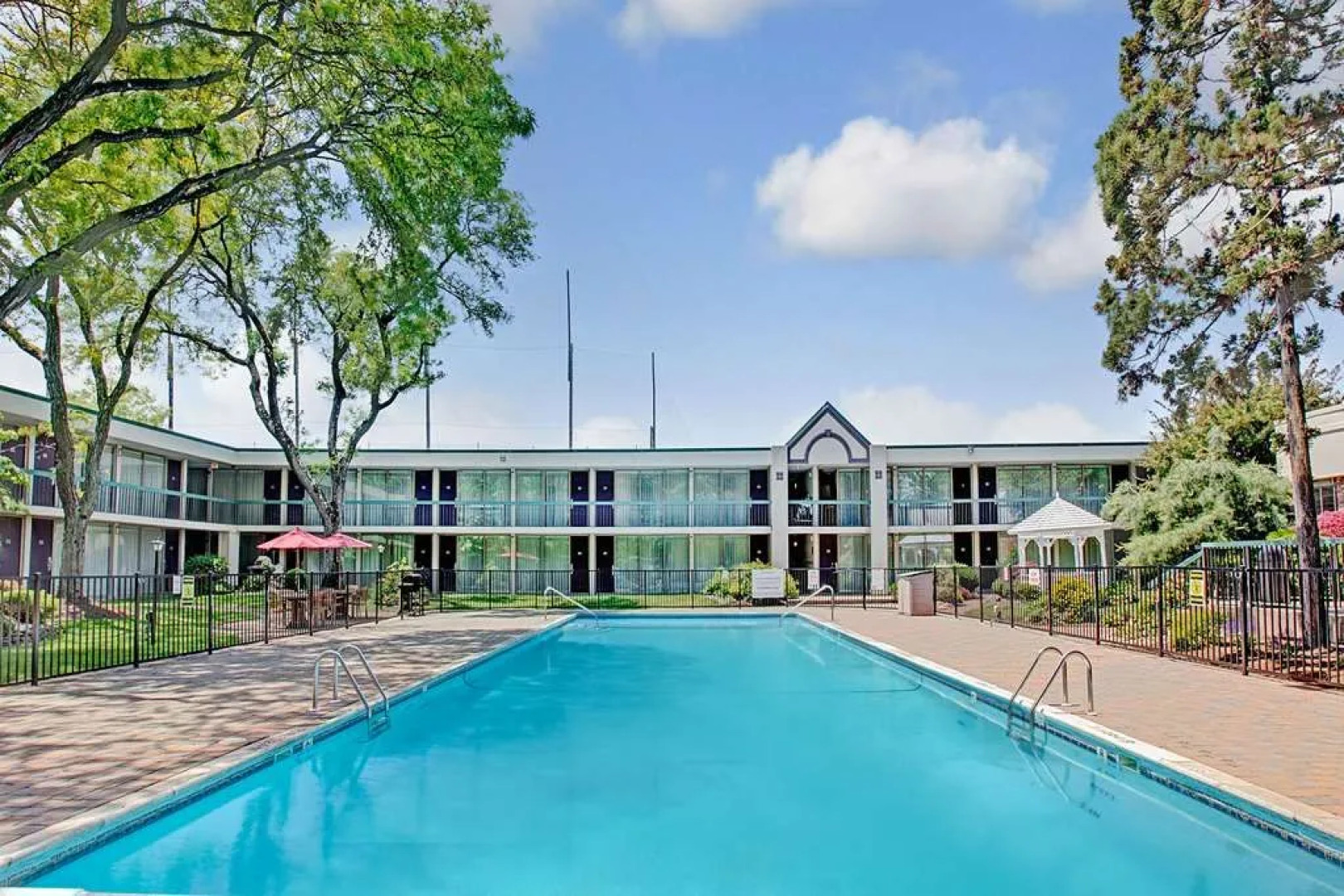 Ramada Wayne Fairfield Area