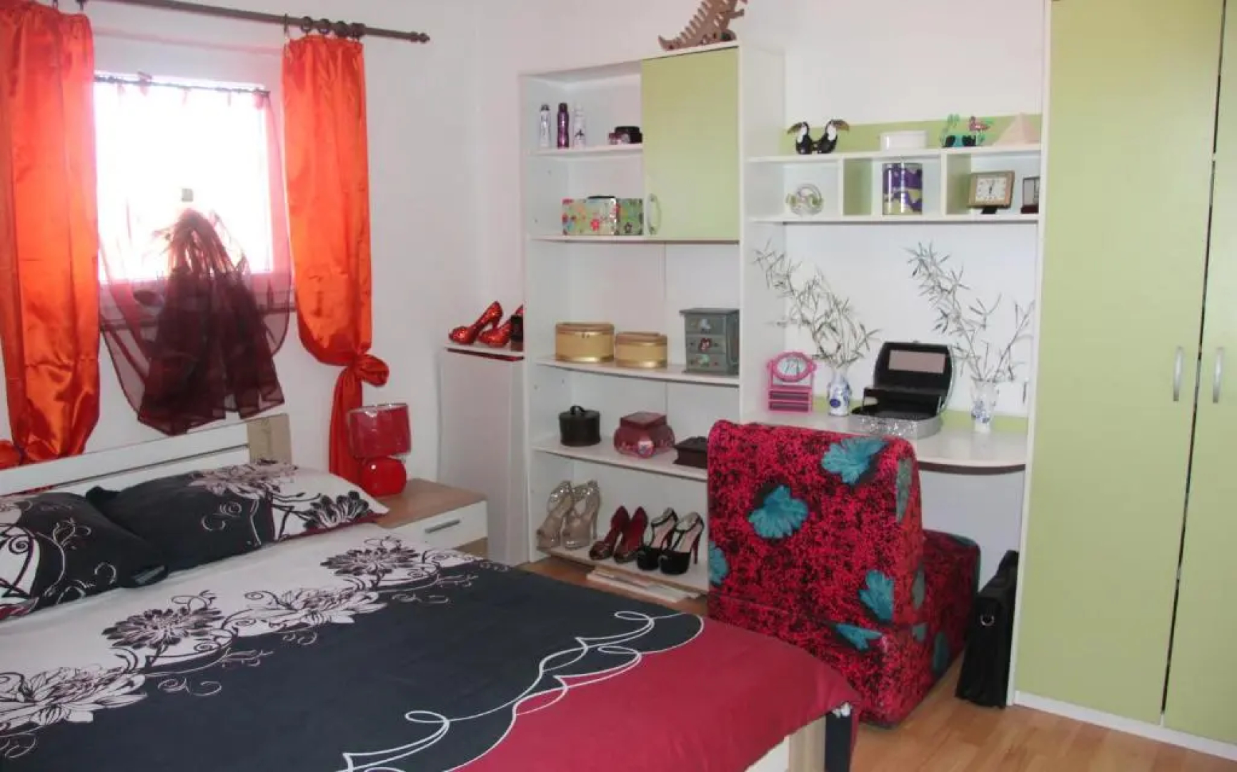 Ema Holiday Home