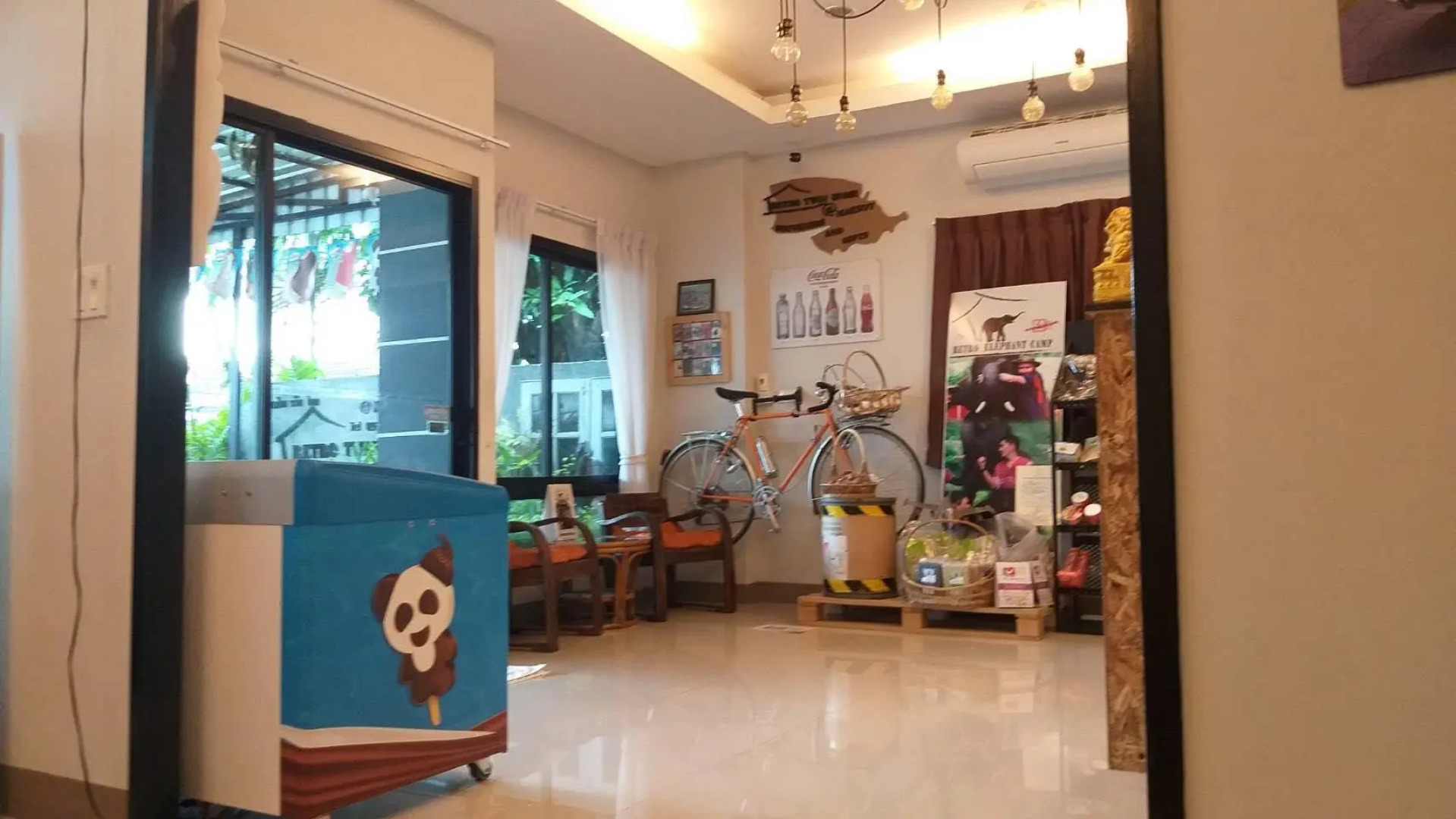 Retro Twin Home at Maesot