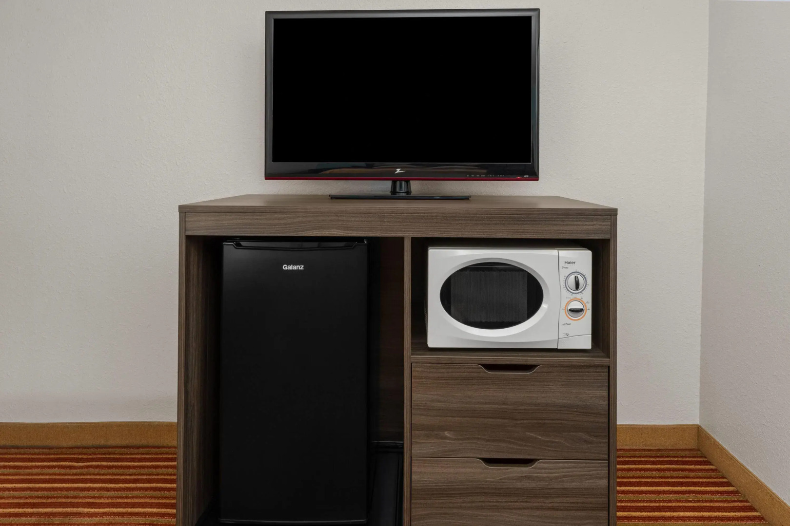 Super 8 by Wyndham Rock Port MO