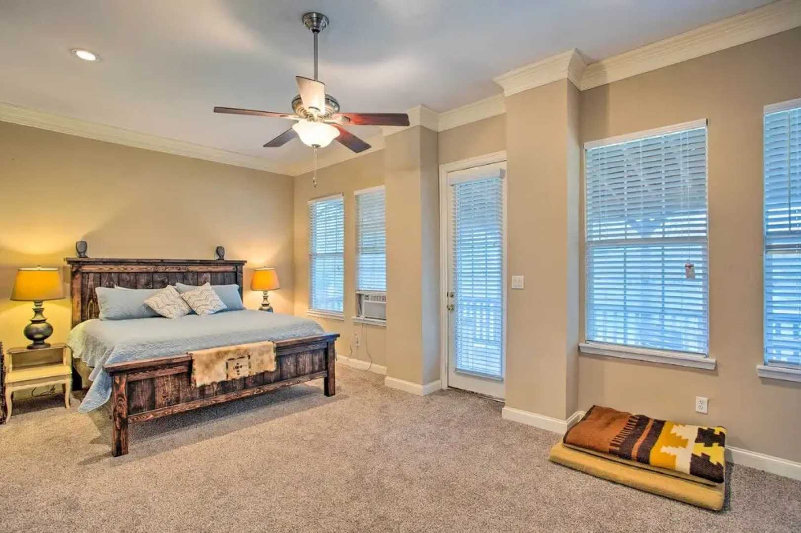 Cedar Creek Reservoir Home w/ Deck & Fire Pit!