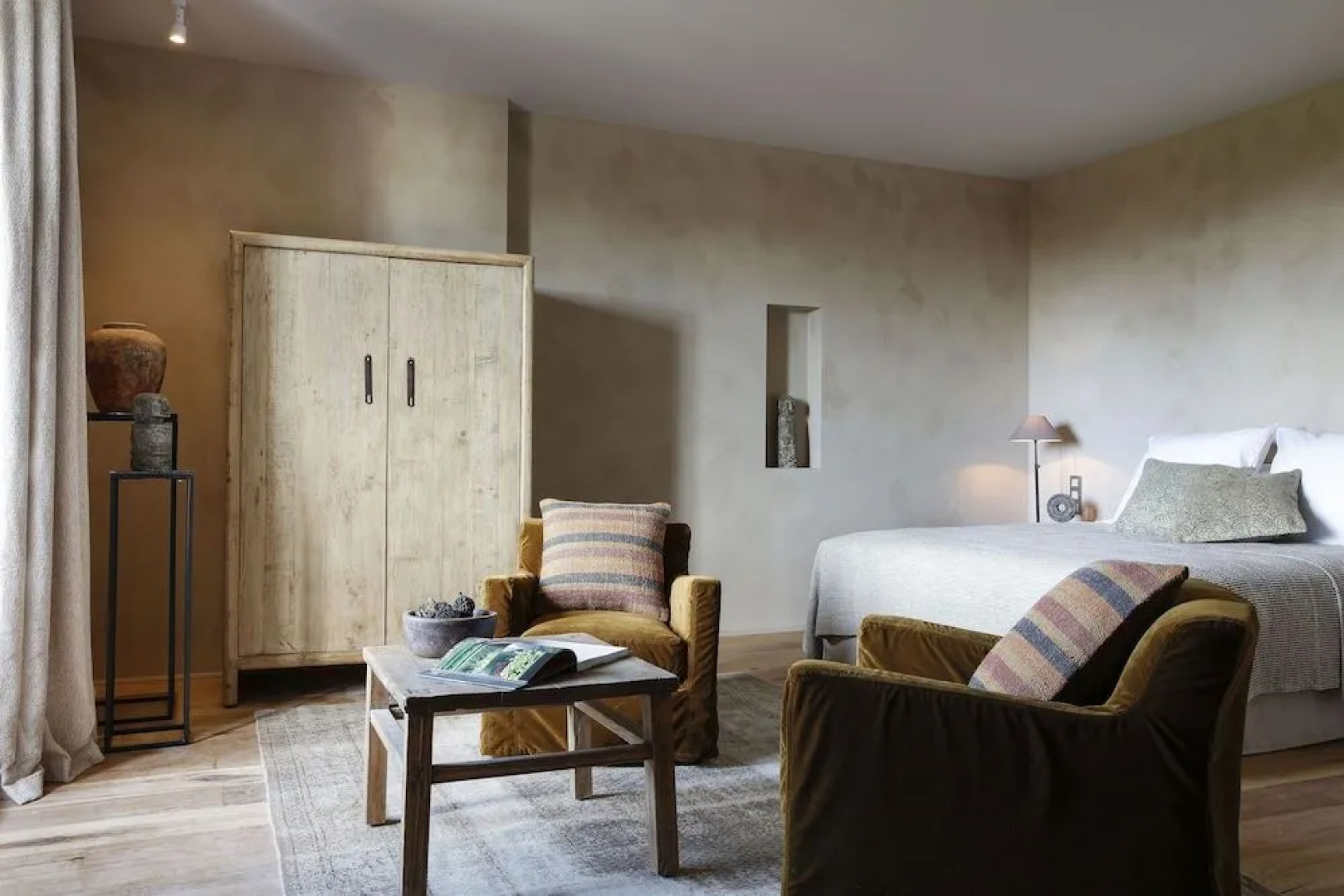 Logis Hotel Restaurant Le Prieure