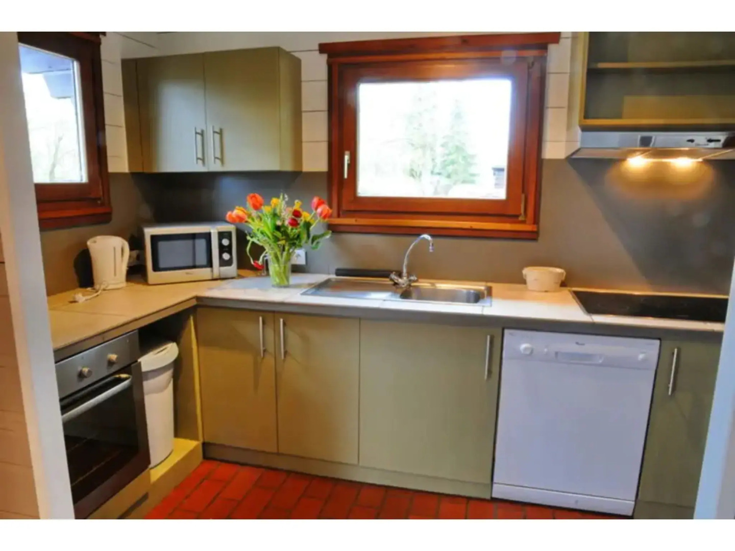 Inviting Holiday Home, Near Cave of Lorette, Namur and Parc Naturel Rgional des Ardennes