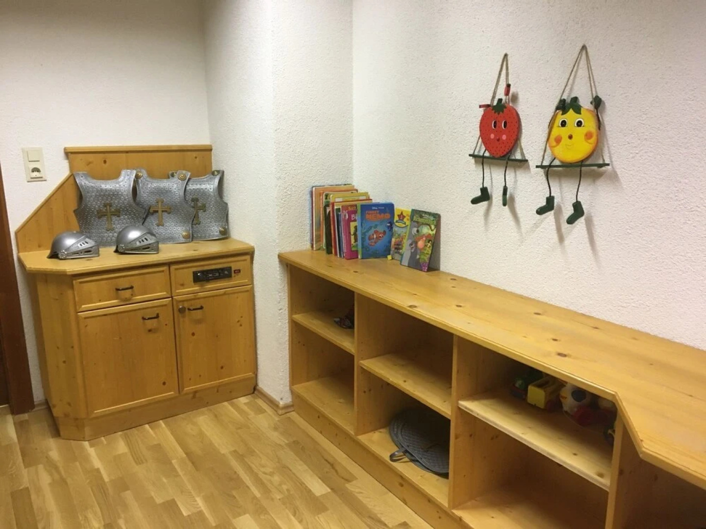 Burg Biedenegg Trautson Flie