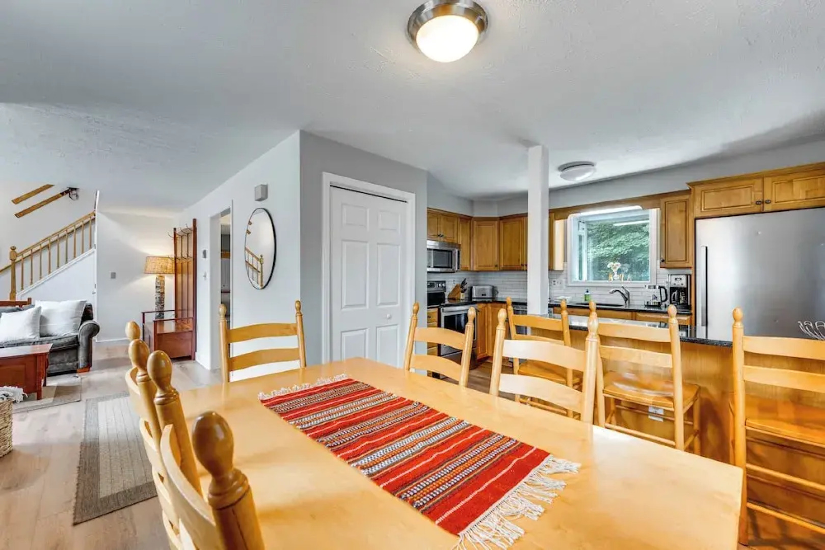 Condo w/ Deck & Grill < 5 Miles to Loon Mountain!