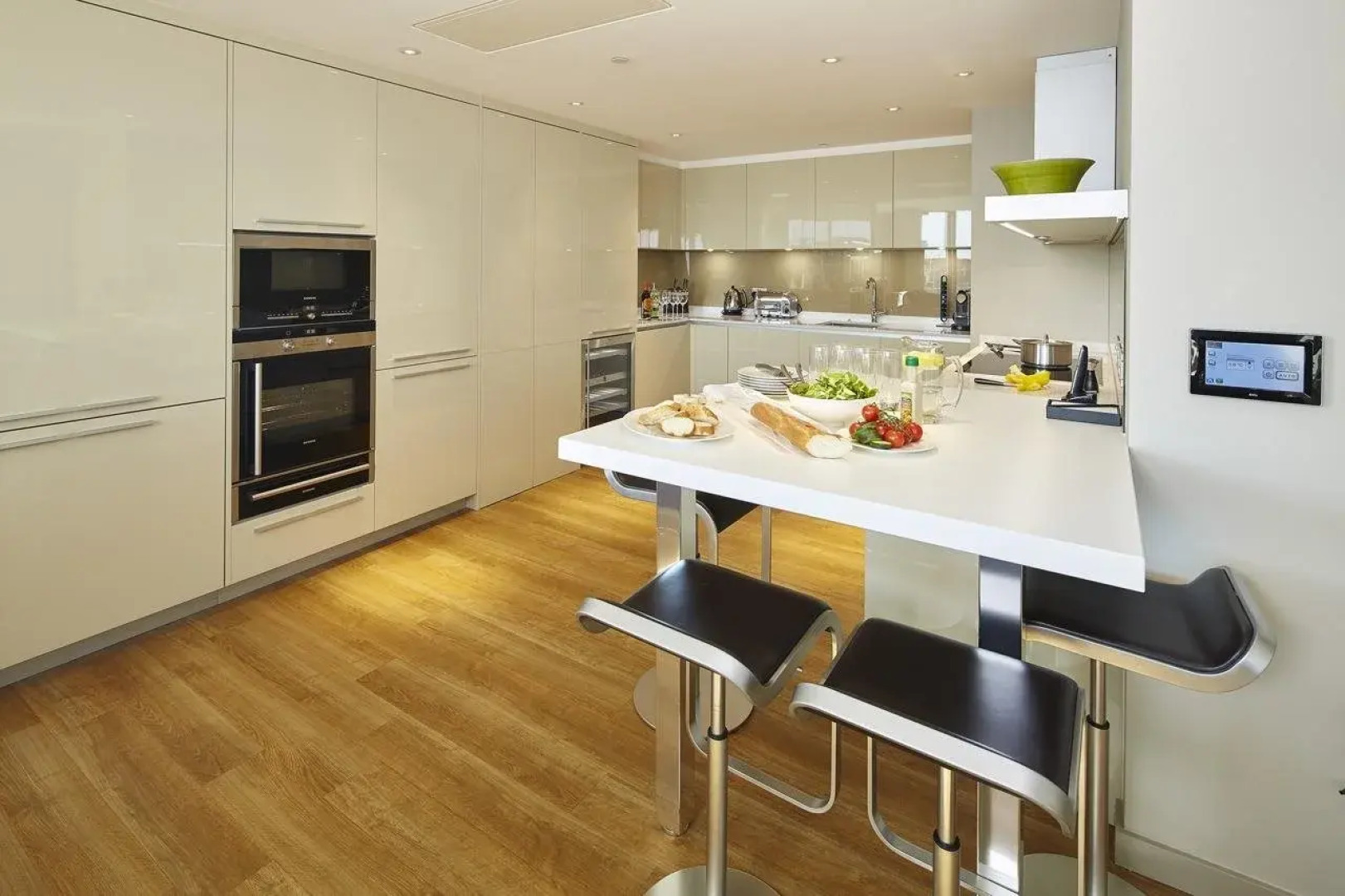 Cheval Three Quays at The Tower of London