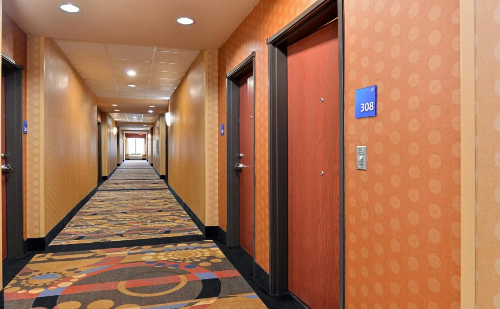 Holiday Inn Express Suites Van Buren-Ft Smith Area by IHG