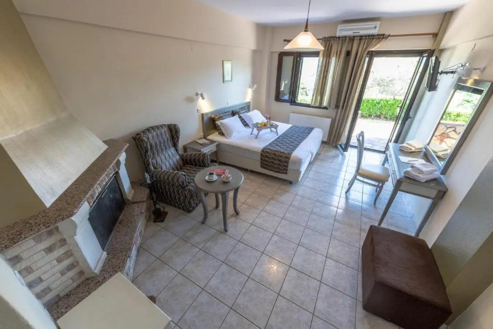 Thermios Apollon Hotel