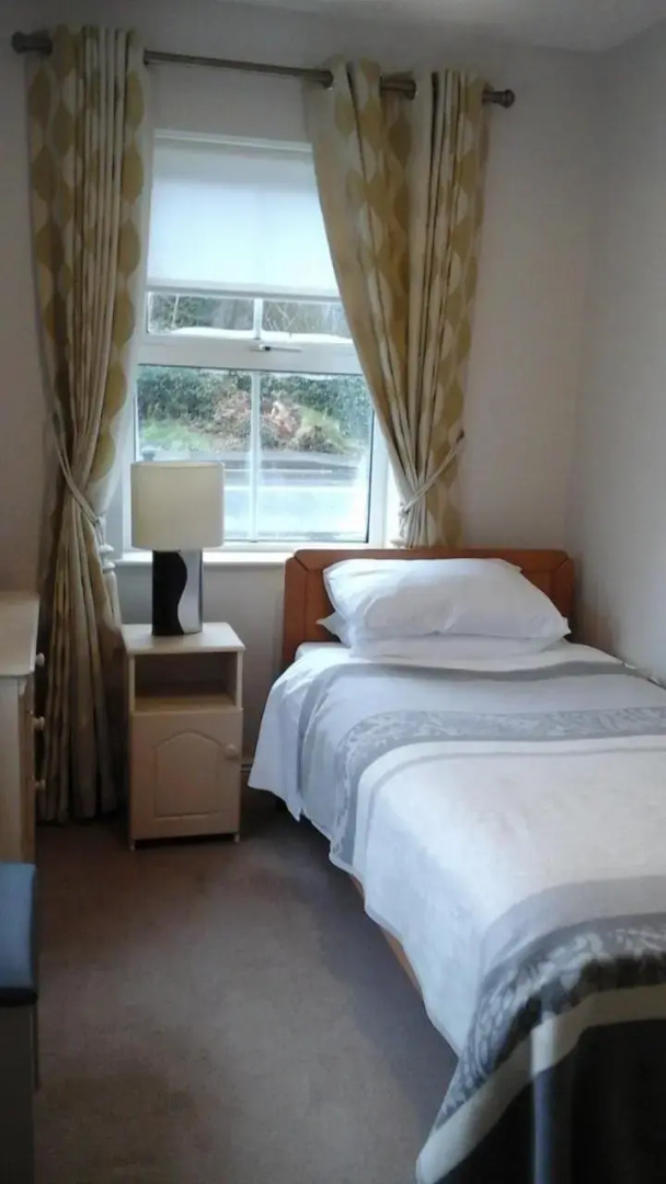 Connollys Guesthouse